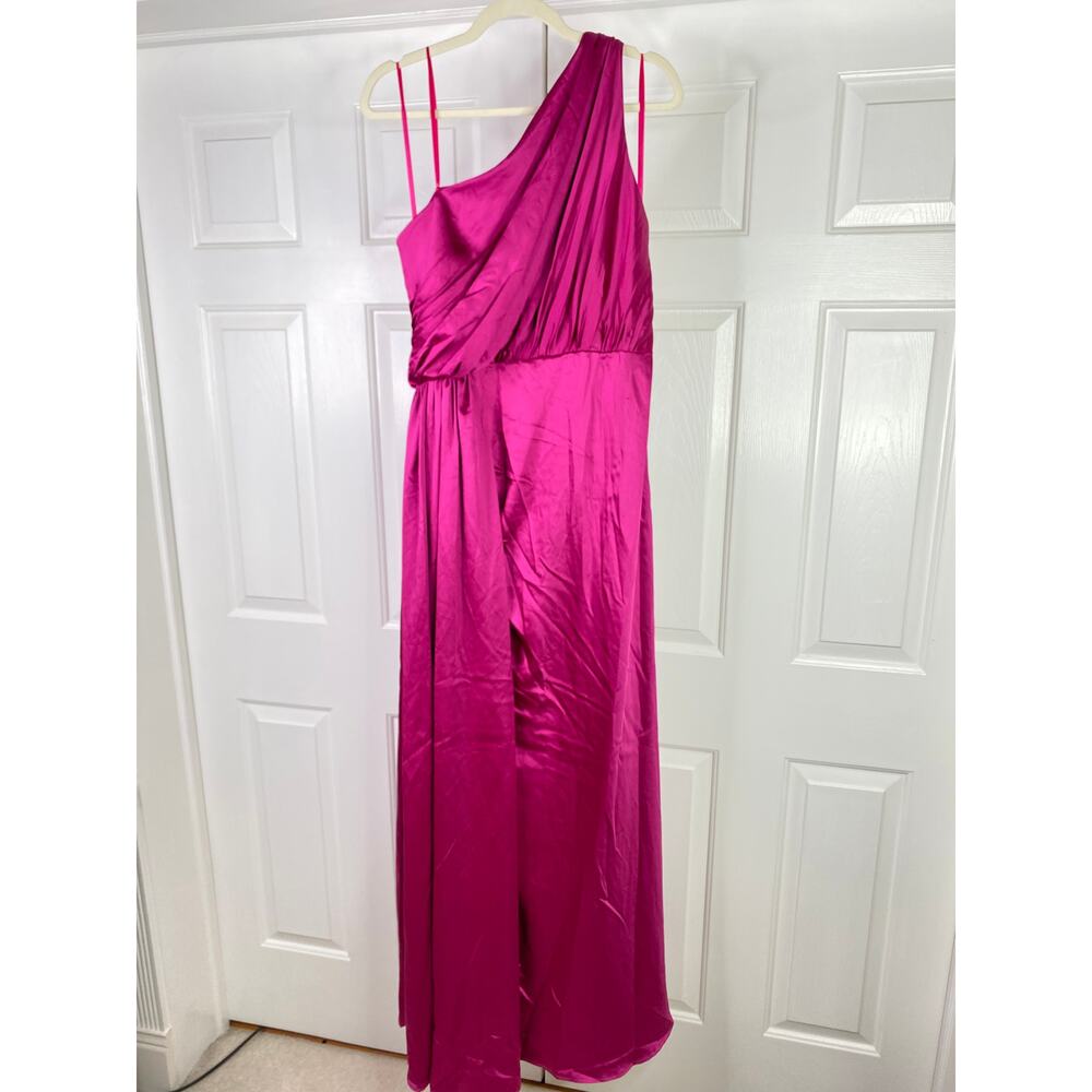 NWT Mac Duggal GATHERED ONE SHOULDER SATIN FAUX WRAP GOWN, Berry,‎ Sz 12, #26654 - Picture 7 of 8